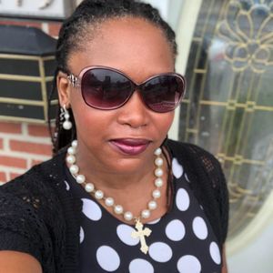 Meet your Posher, Janelle